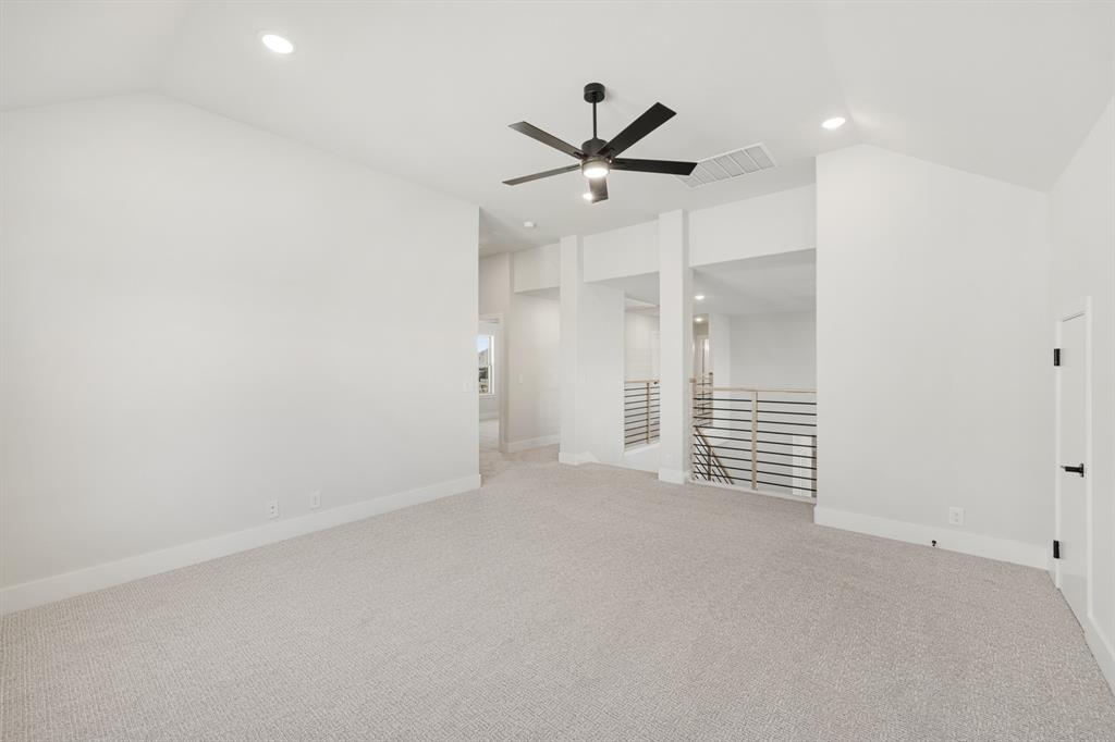 1027 Emerald Trace Drive Property Photo 30