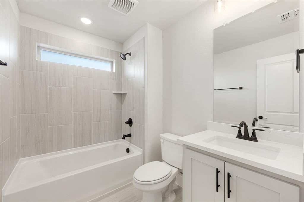 1027 Emerald Trace Drive Property Photo 36