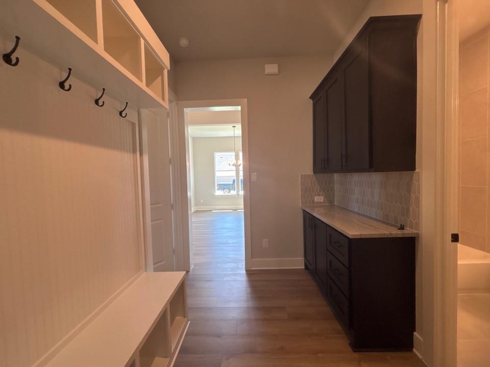 715 Water Side Drive Property Photo 6