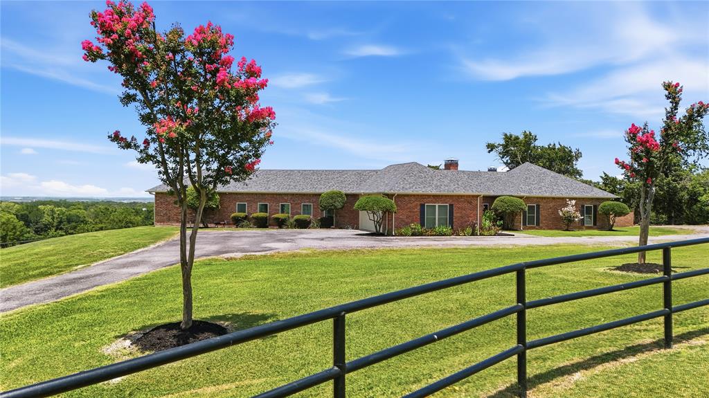 1316 Tate Circle Property Photo 1