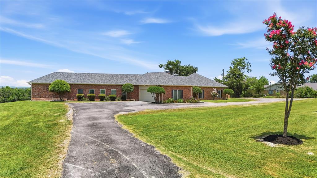 1316 Tate Circle Property Photo 3