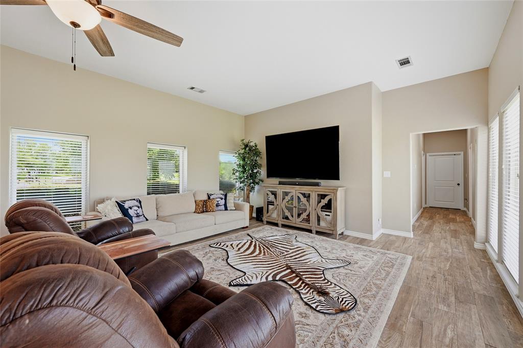 1316 Tate Circle Property Photo 15