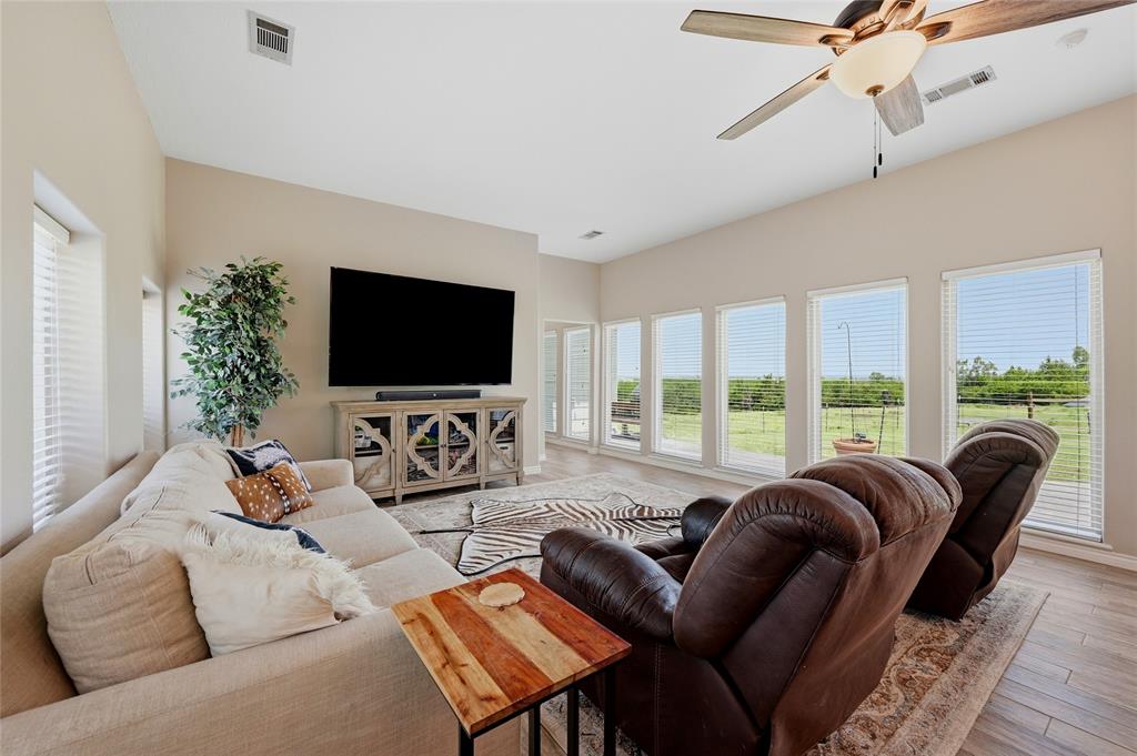 1316 Tate Circle Property Photo 16