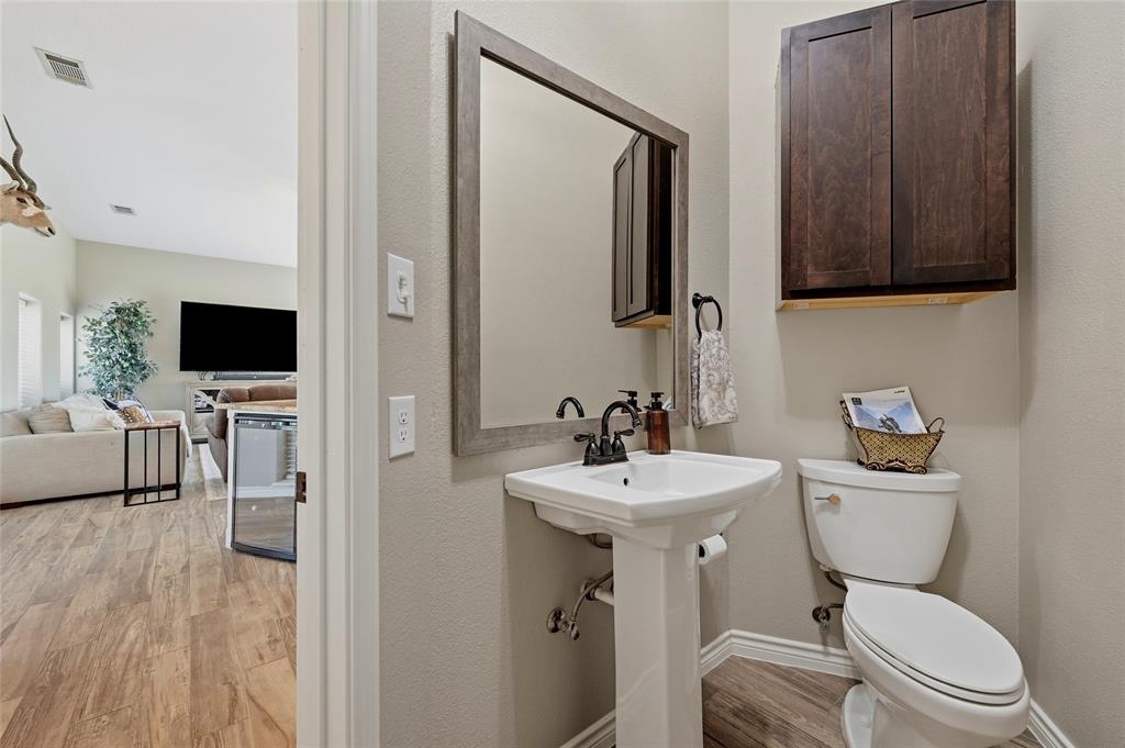 1316 Tate Circle Property Photo 27