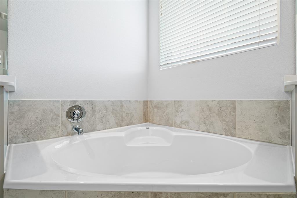 3016 Prairie Trail Avenue Property Photo 14