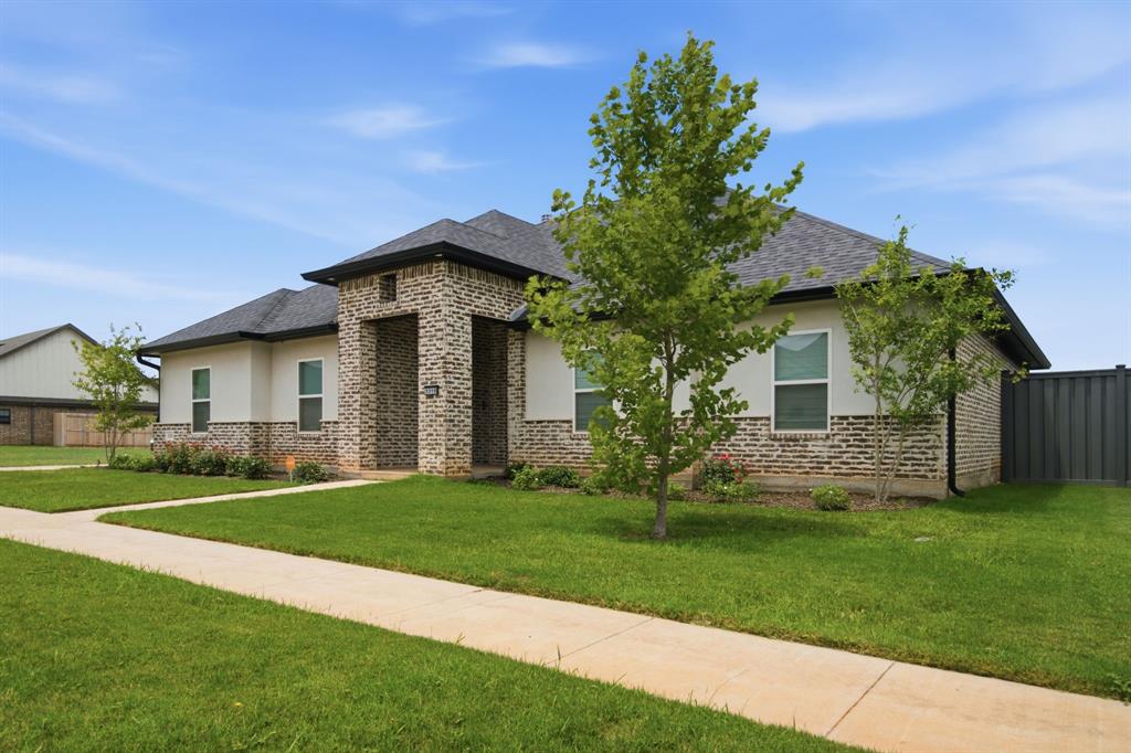 3318 Ace Property Photo 2
