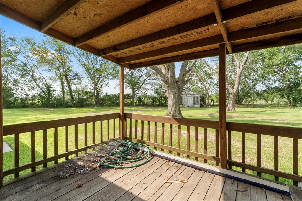 101 Se County Road 2240 Property Photo 25