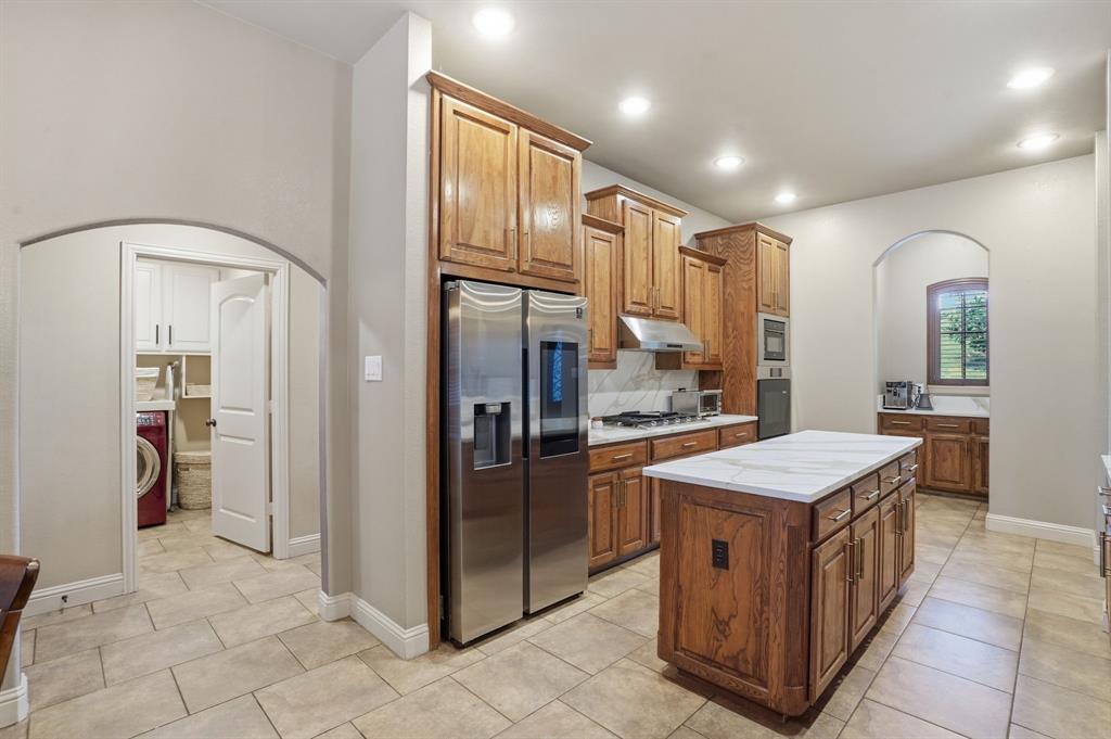 700 Briar Ridge Drive Property Photo 12