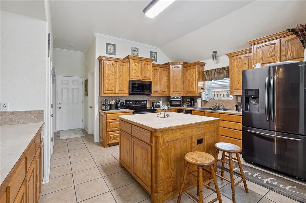 568 Willowview Drive Property Photo 12