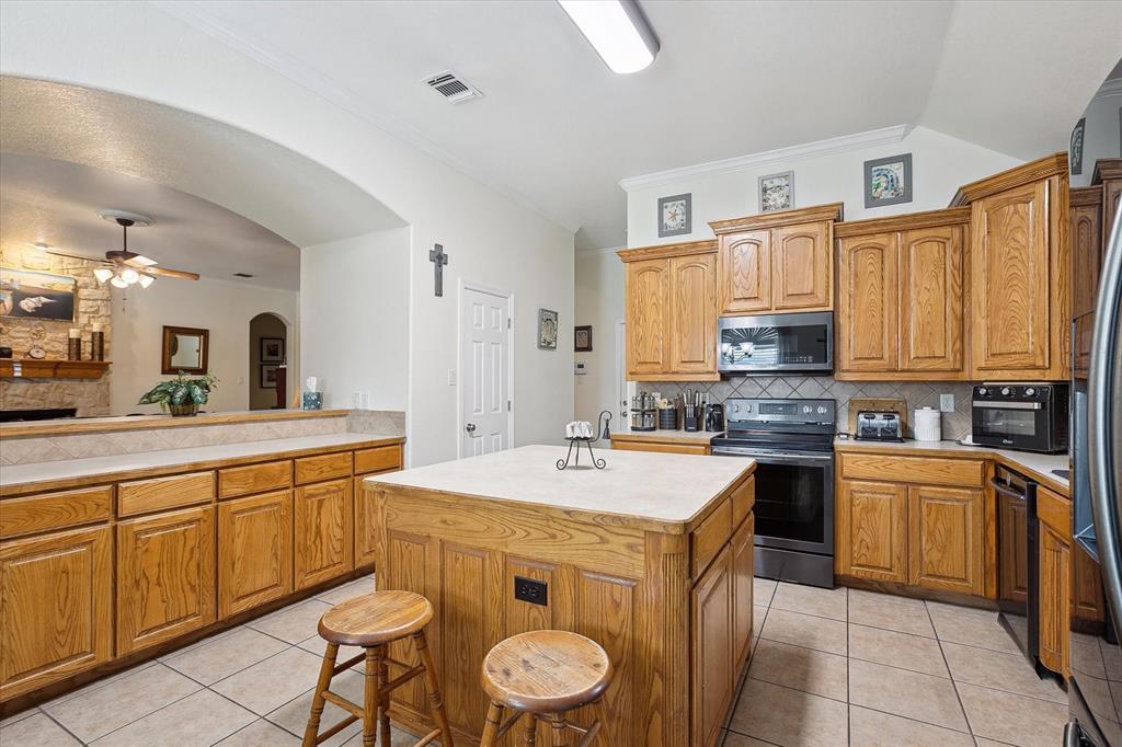 568 Willowview Drive Property Photo 13