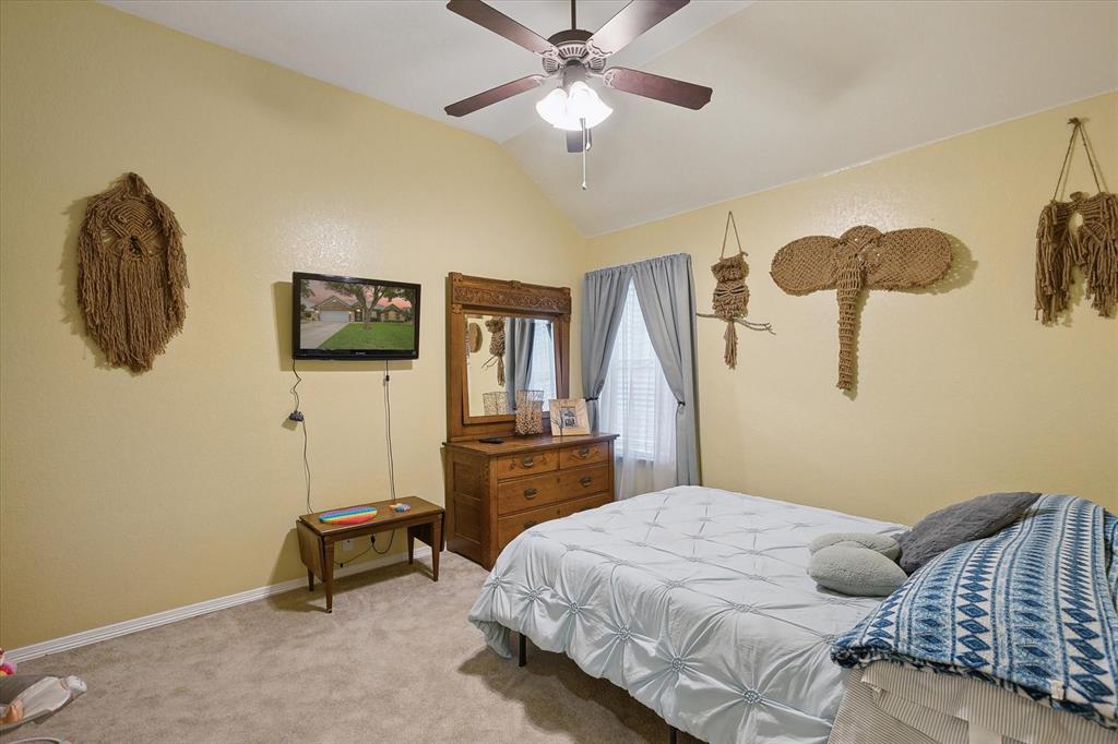 568 Willowview Drive Property Photo 20