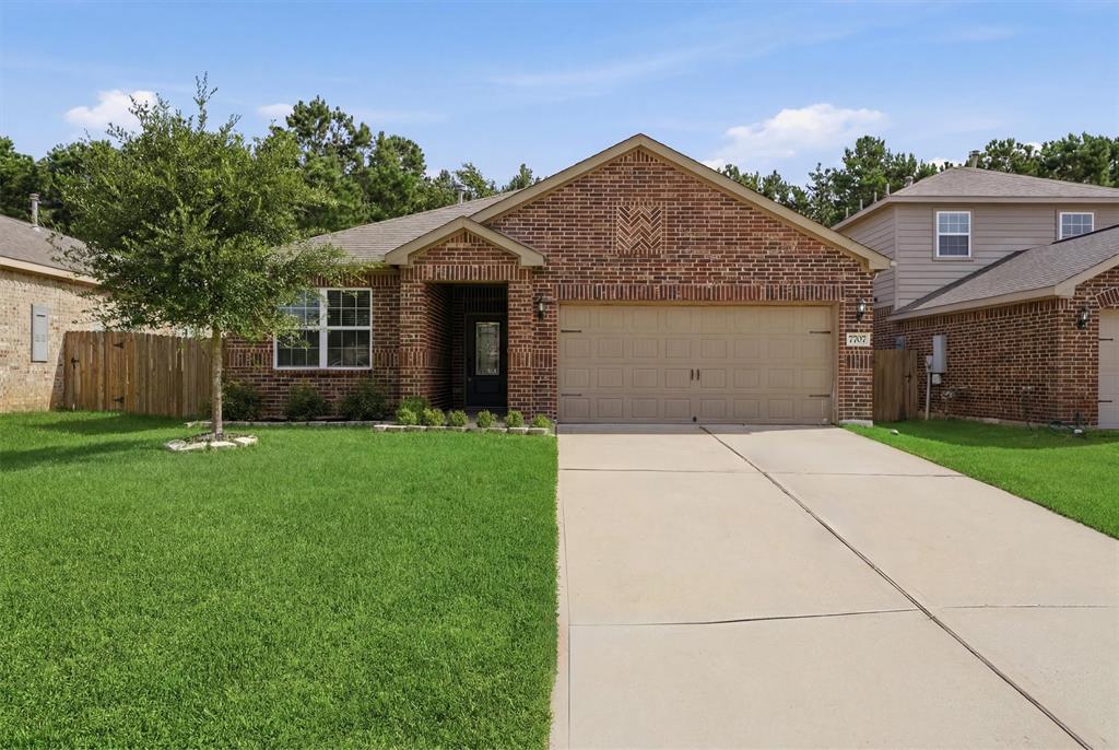 7707 Boulder Sunstone Lane Property Photo 1