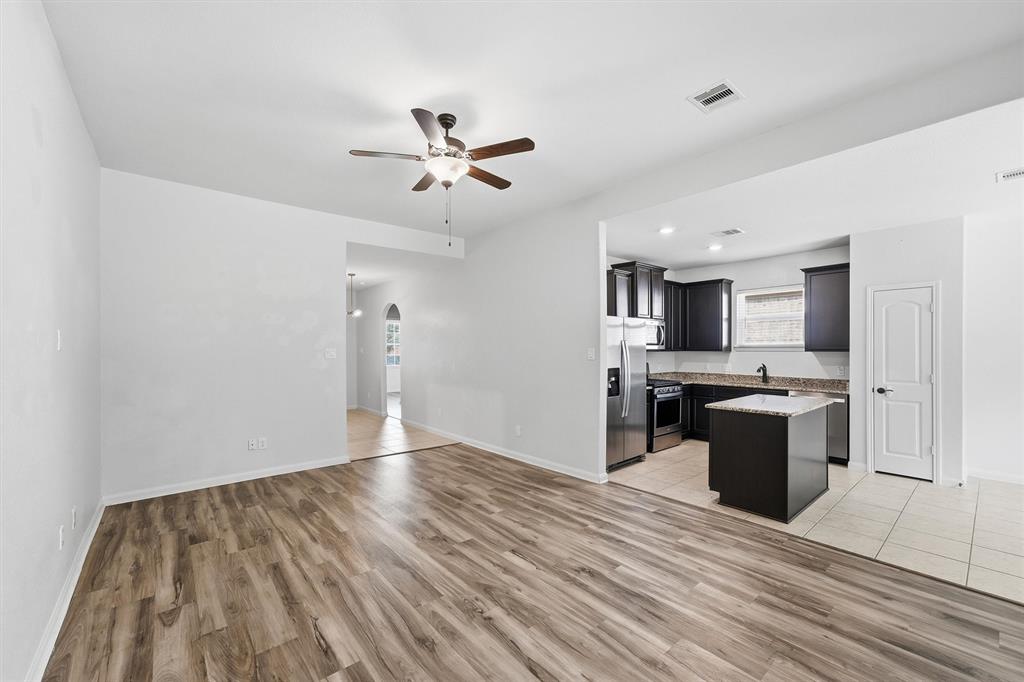 7707 Boulder Sunstone Lane Property Photo 4