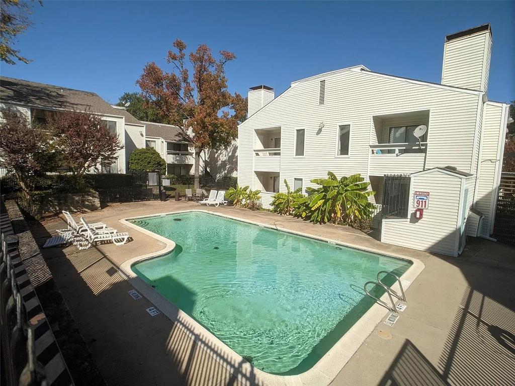 7431 Holly Hill Drive 206 Property Photo 1