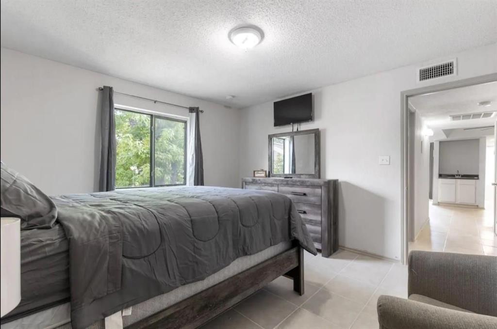 7431 Holly Hill Drive 206 Property Photo 11