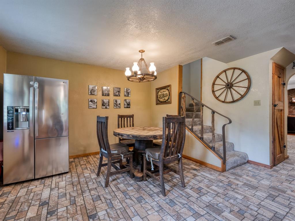 4240 County Road 2107 Property Photo 16
