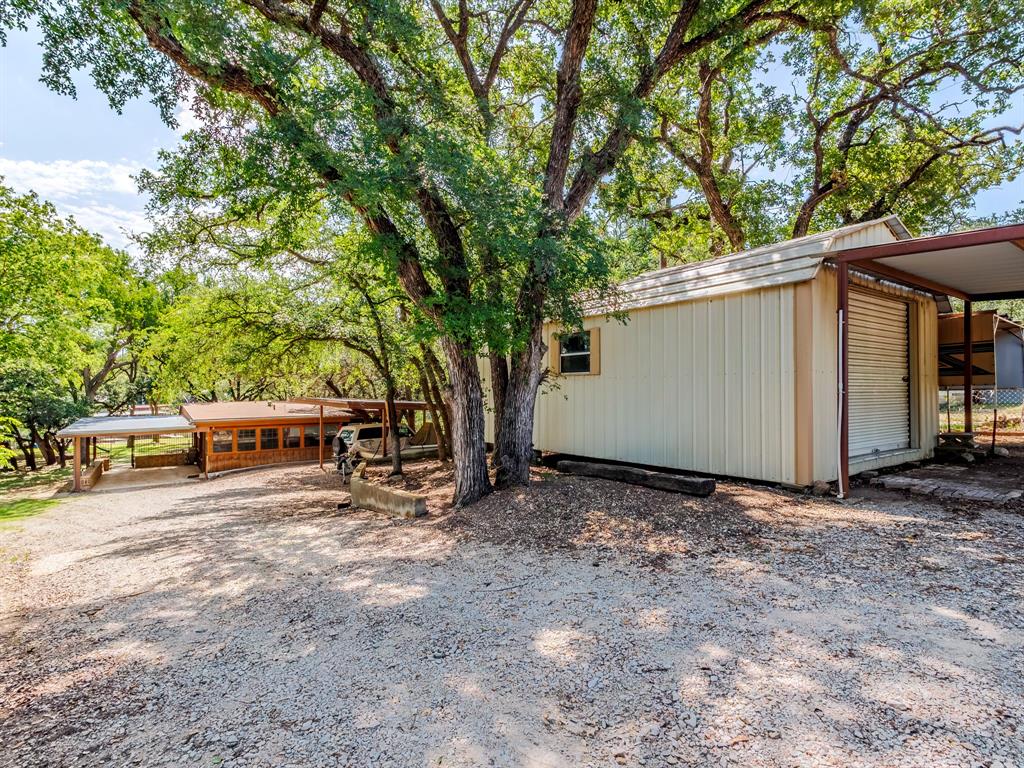 6930 County Road 569 Property Photo 5