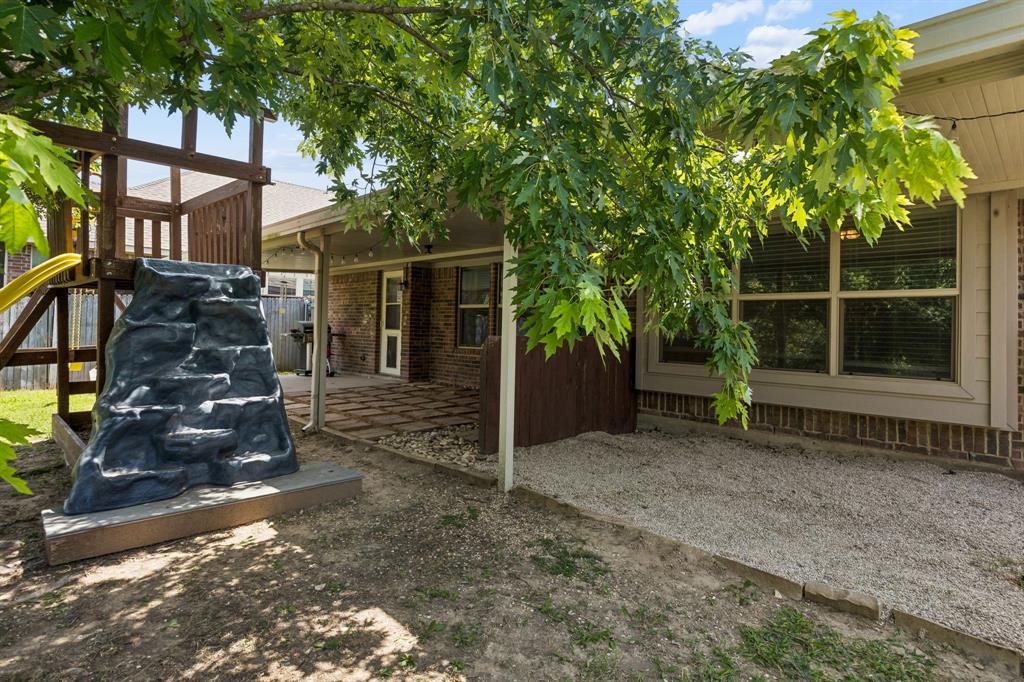 1608 Black Willow Trail Property Photo 10