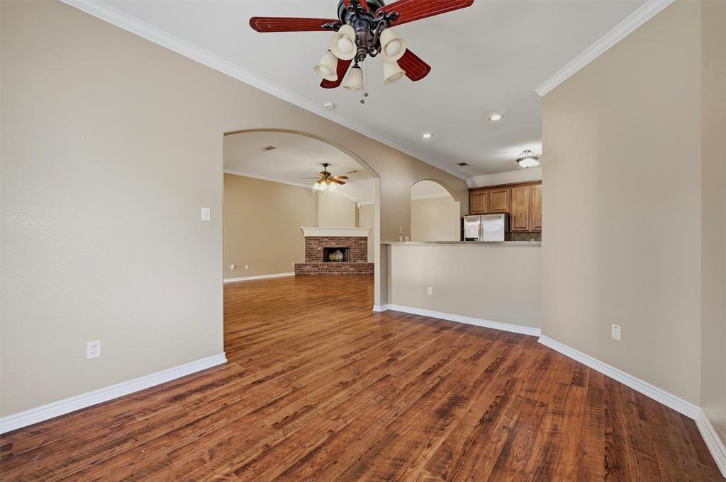 2704 Rex Cruse Drive Property Photo 6