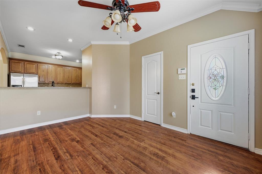 2704 Rex Cruse Drive Property Photo 7
