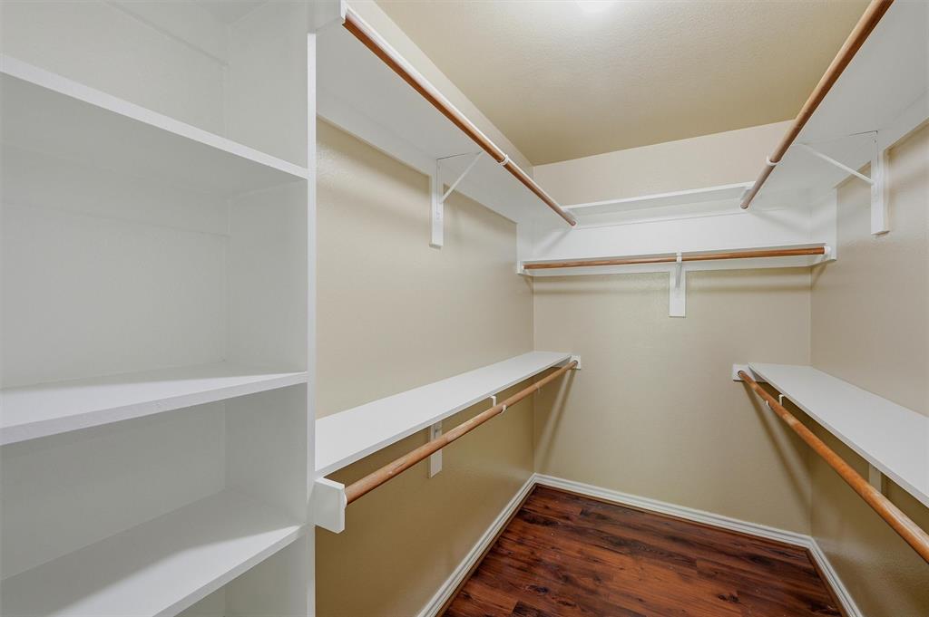 2704 Rex Cruse Drive Property Photo 25