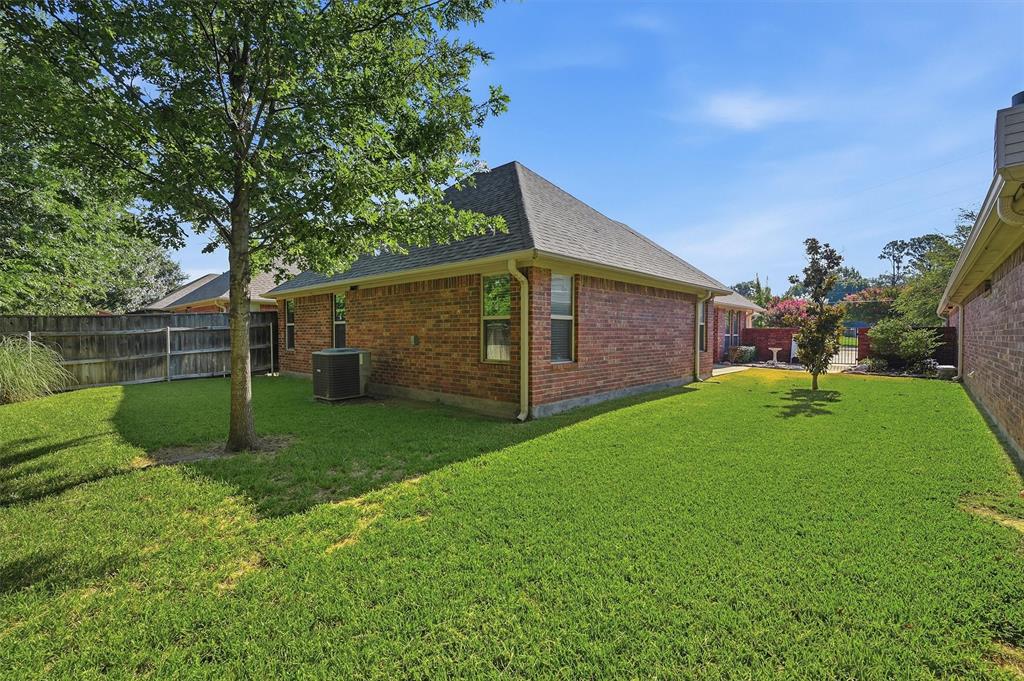 2704 Rex Cruse Drive Property Photo 33