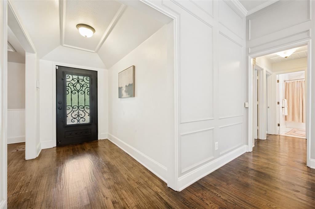 7718 Arborside Drive Property Photo 3