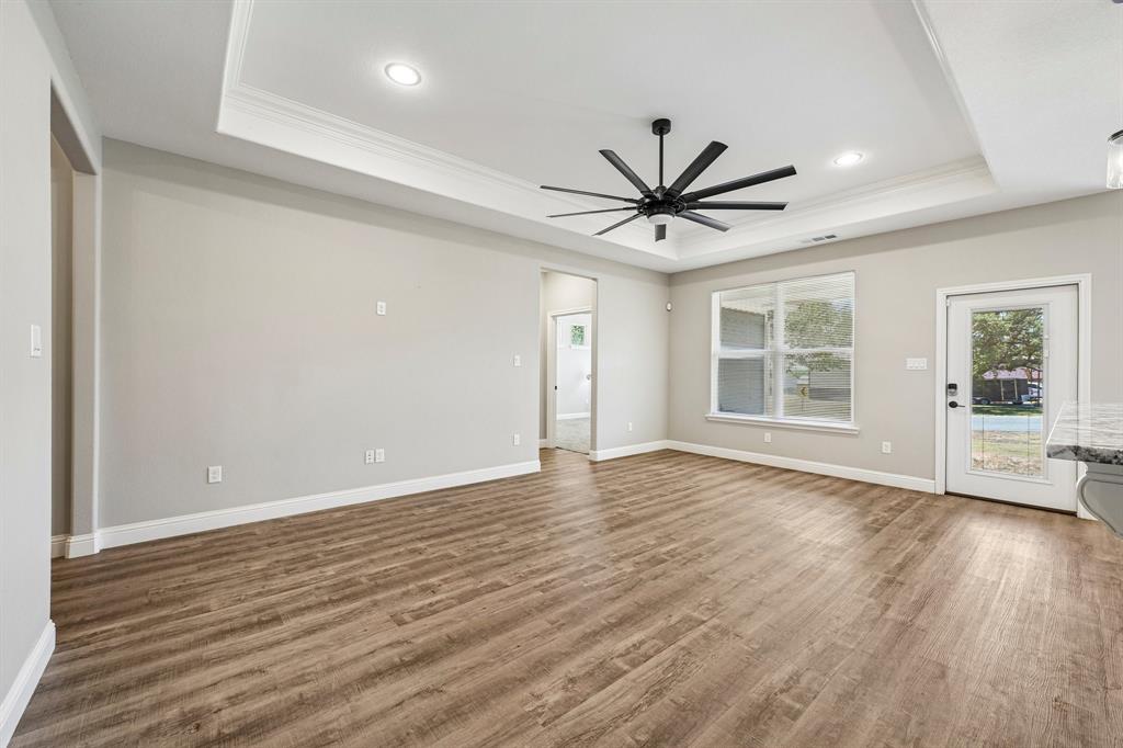505 S Sky Court Property Photo 3