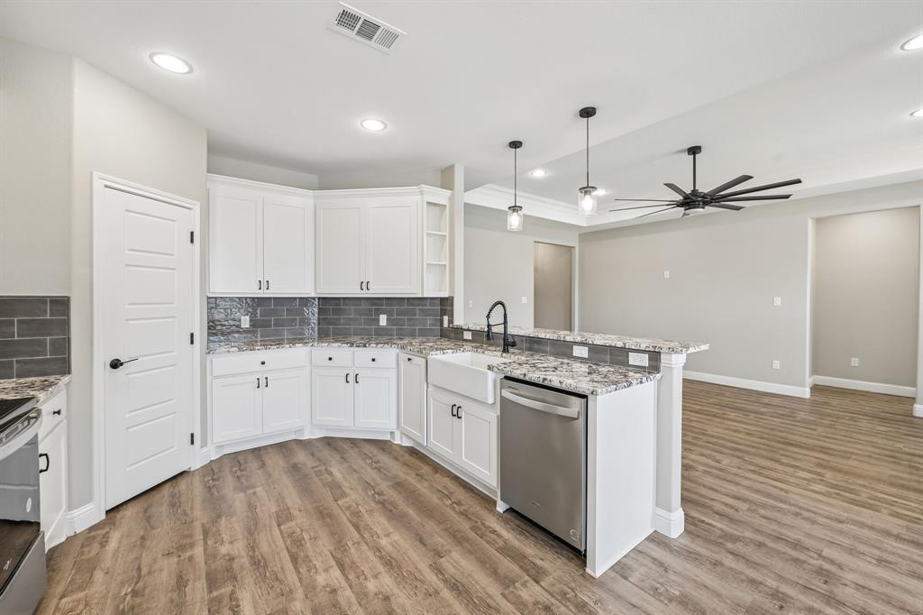 505 S Sky Court Property Photo 13