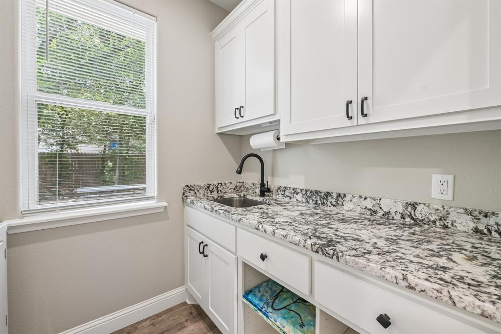 505 S Sky Court Property Photo 28