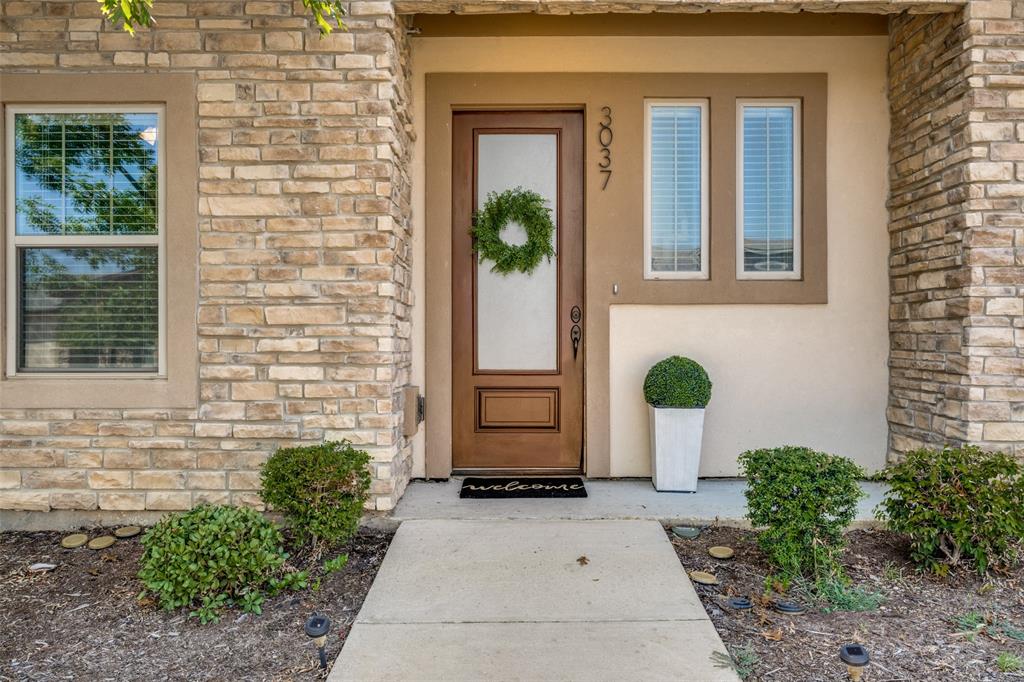 3037 Solana Circle Property Photo 5
