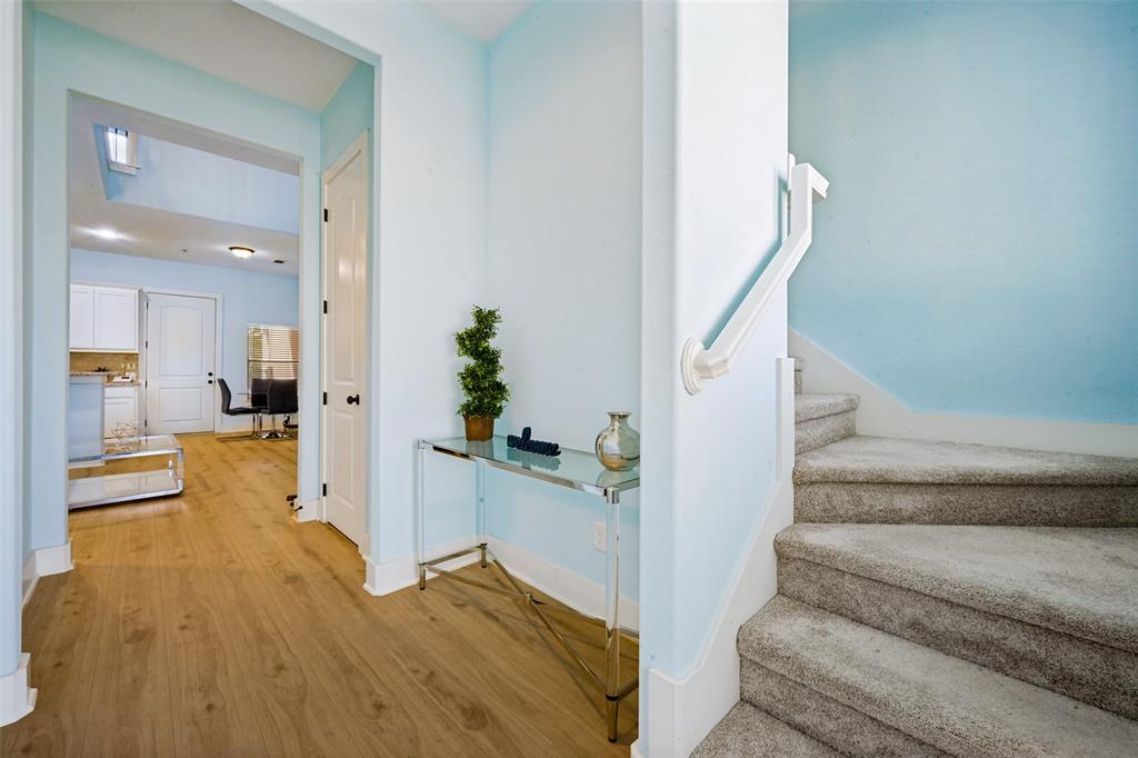 3037 Solana Circle Property Photo 7