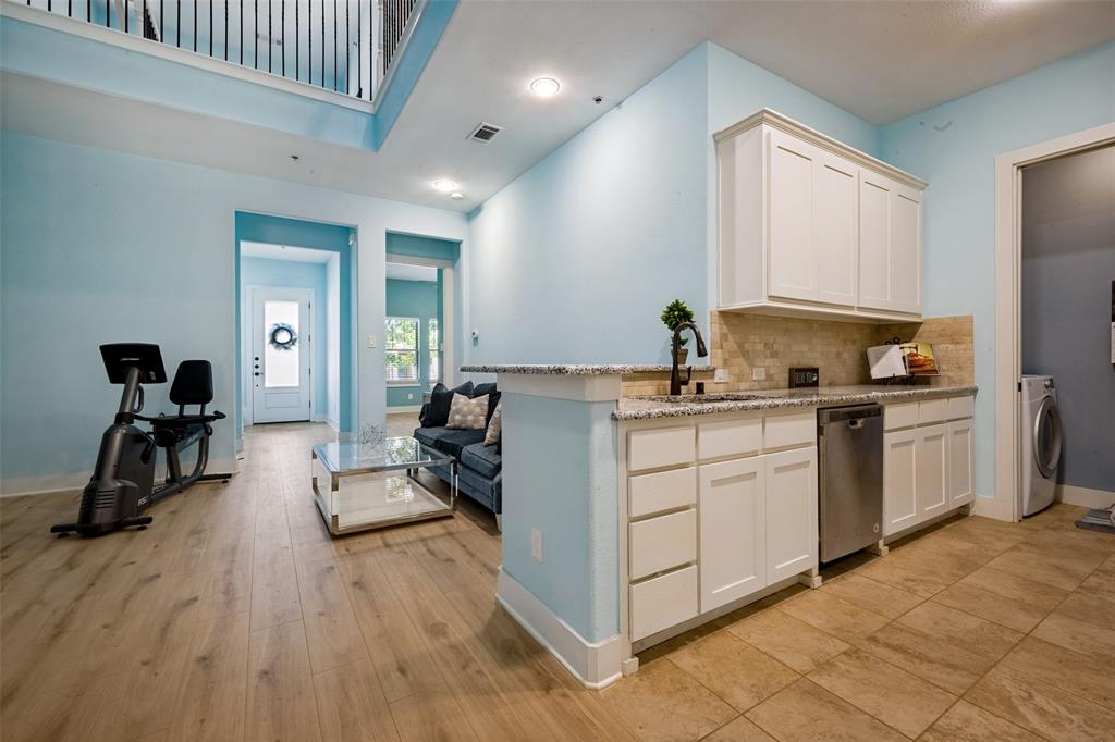 3037 Solana Circle Property Photo 12