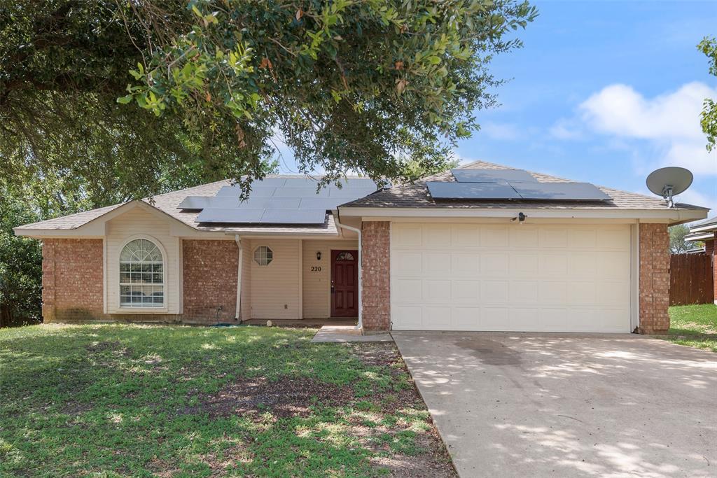 220 Hollywood Drive Property Photo 1