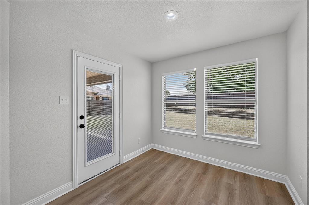 431 Nutmeg Property Photo 10
