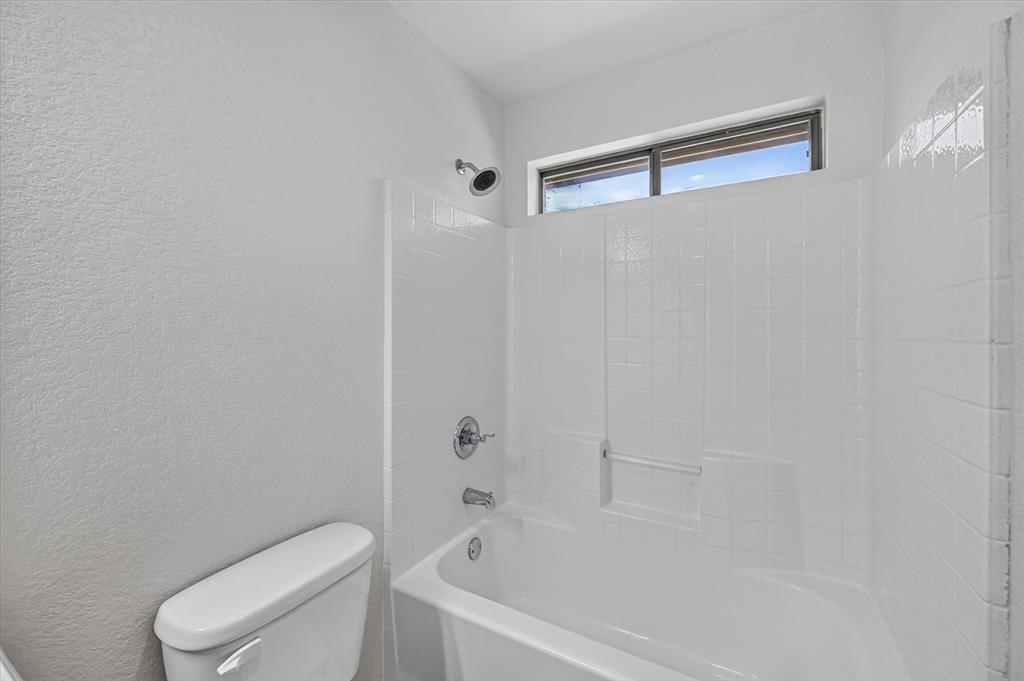 431 Nutmeg Property Photo 15