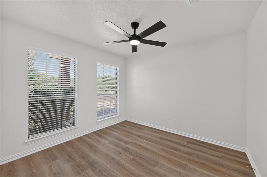 431 Nutmeg Property Photo 16