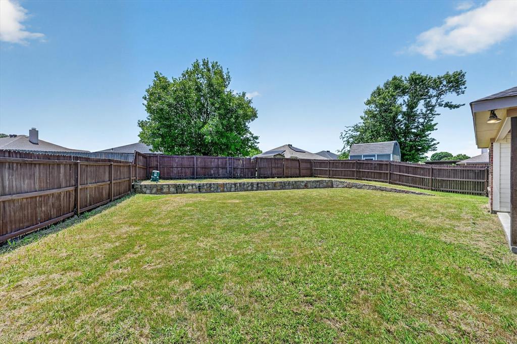 431 Nutmeg Property Photo 25