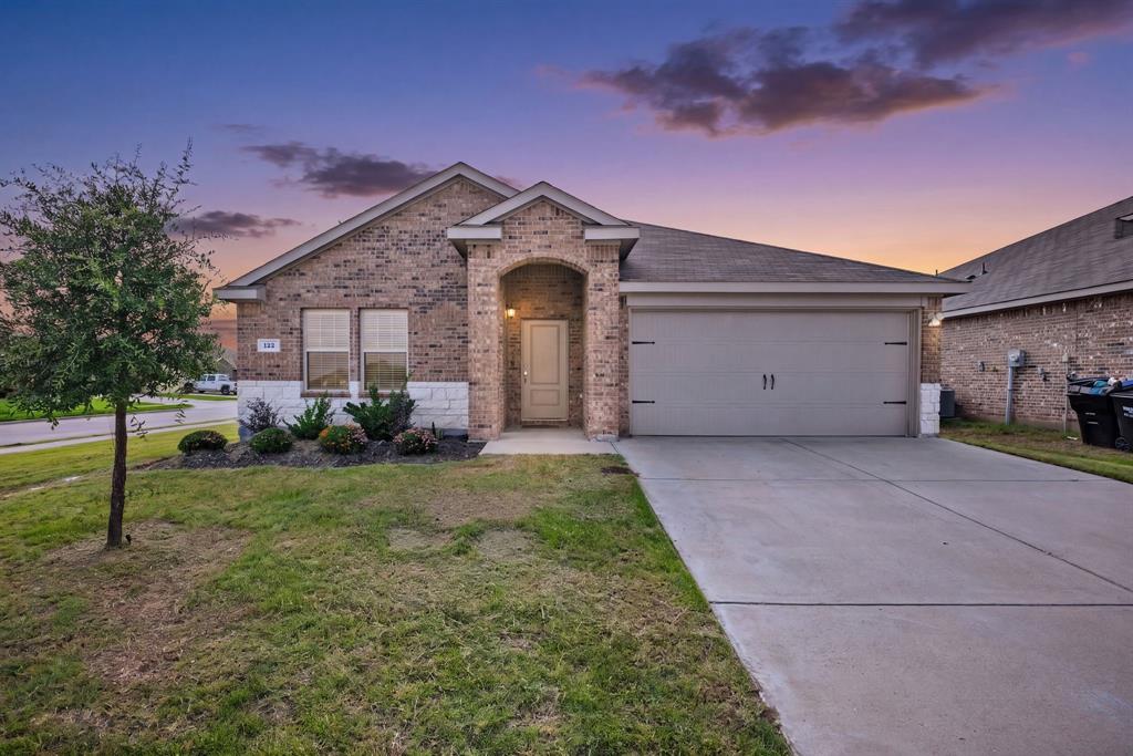 122 Admiral Lane Property Photo 1