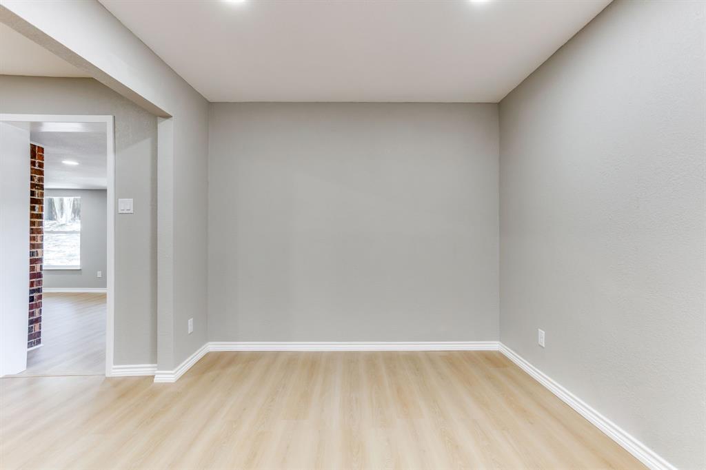 2709 Springbrooke Drive Property Photo 10