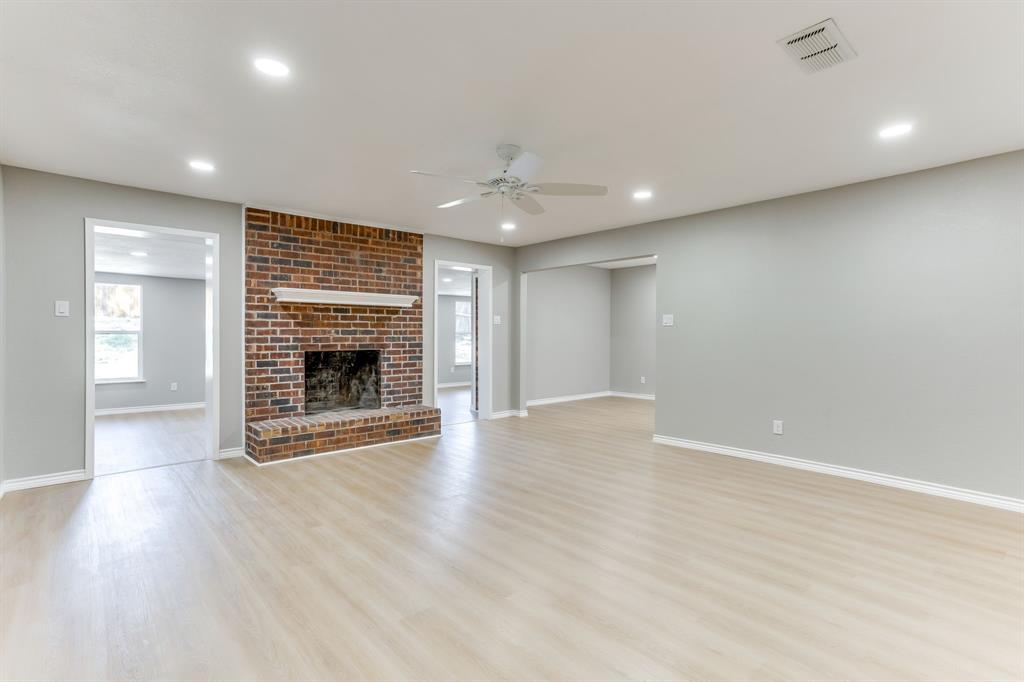 2709 Springbrooke Drive Property Photo 15