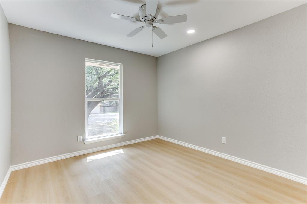2709 Springbrooke Drive Property Photo 33
