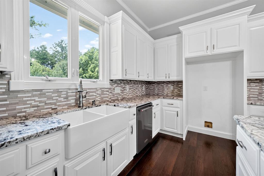 1201 Robbins Road Property Photo 14