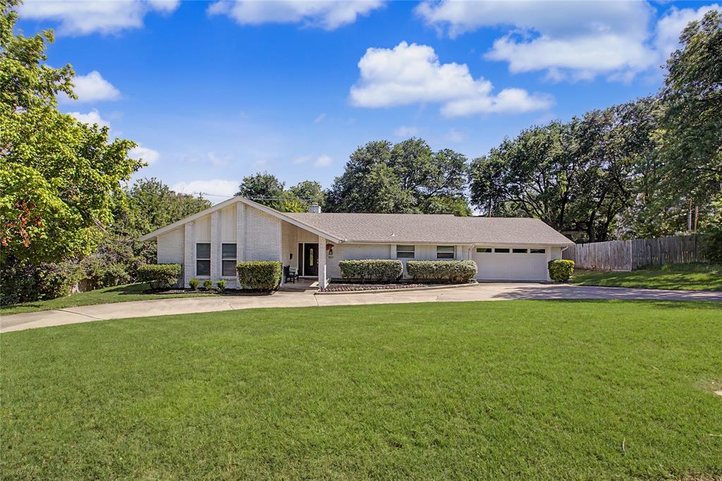 1921 Dakar Road Property Photo 2