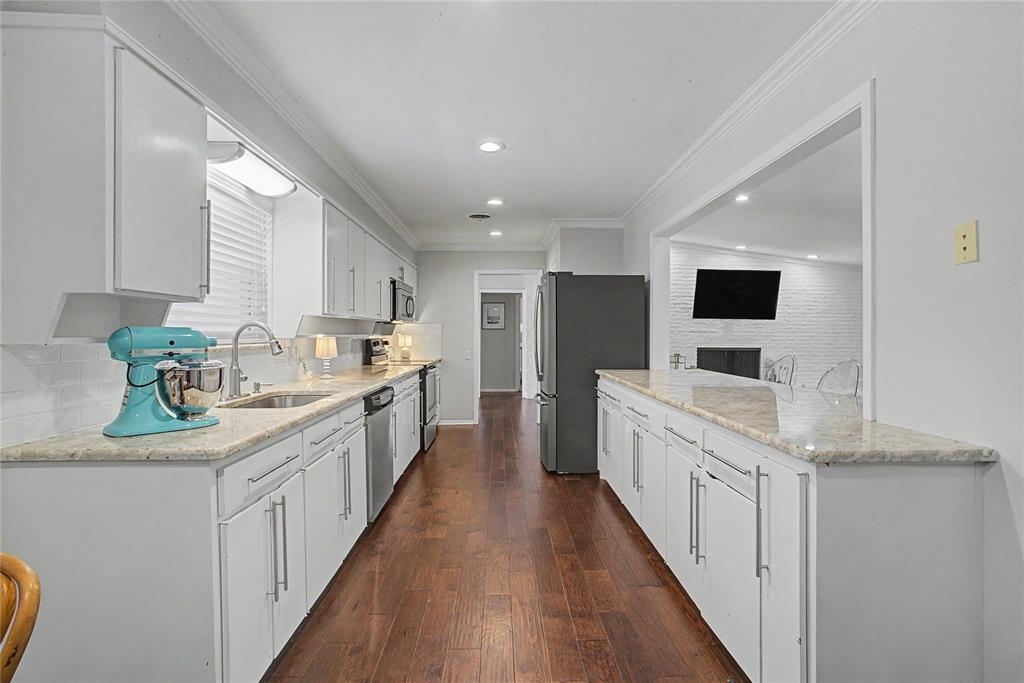 1921 Dakar Road Property Photo 16