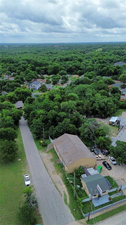 1403 Day Boulevard Property Photo 4