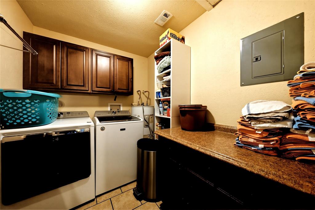 21282 Southwind Drive Property Photo 17