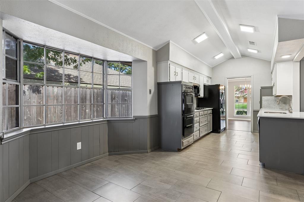 602 Wentworth Drive Property Photo 12