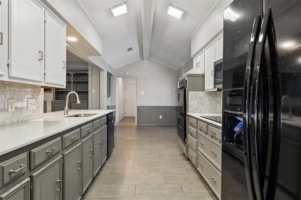 602 Wentworth Drive Property Photo 21