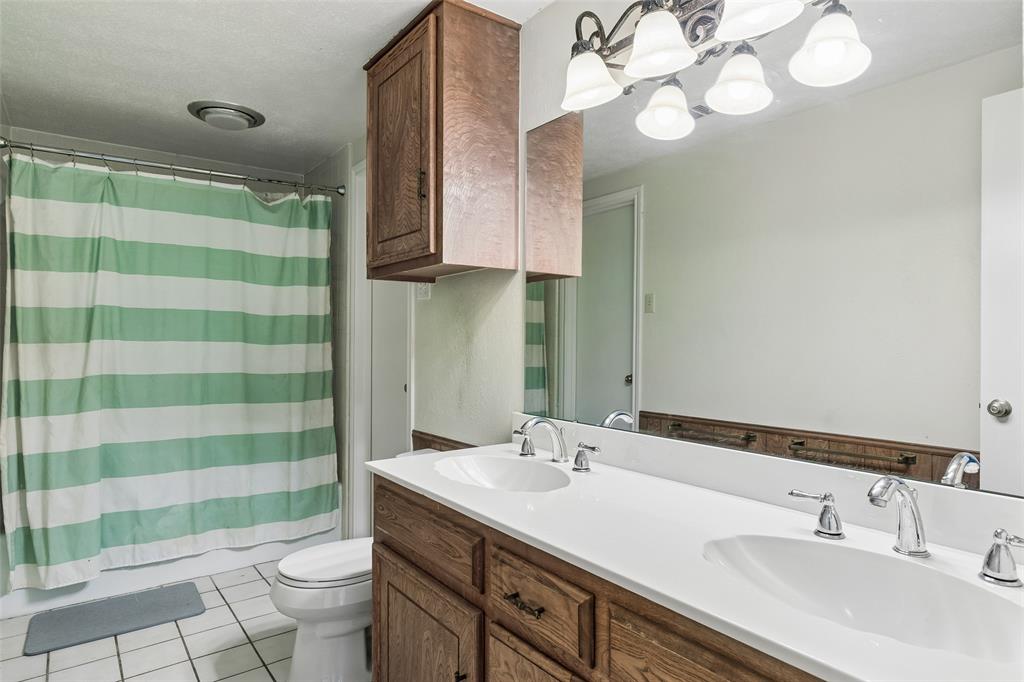 602 Wentworth Drive Property Photo 27